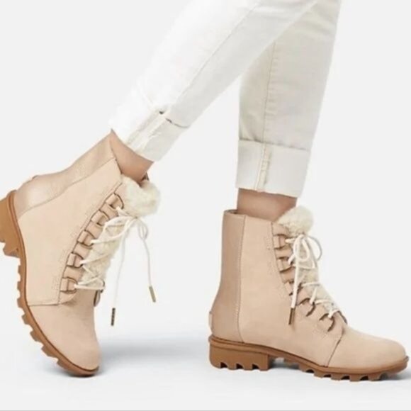 Sorel Phoenix Short Lace Lux Blush Boots Sheepskin Lined Size 8.5 Durable Winter - Picture 1 of 11